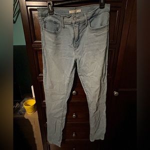 Levi Light Skinny Jeans